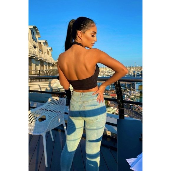 Black Sleeveless Wrap Halter Neck Crop Top - Picture 9 of 13